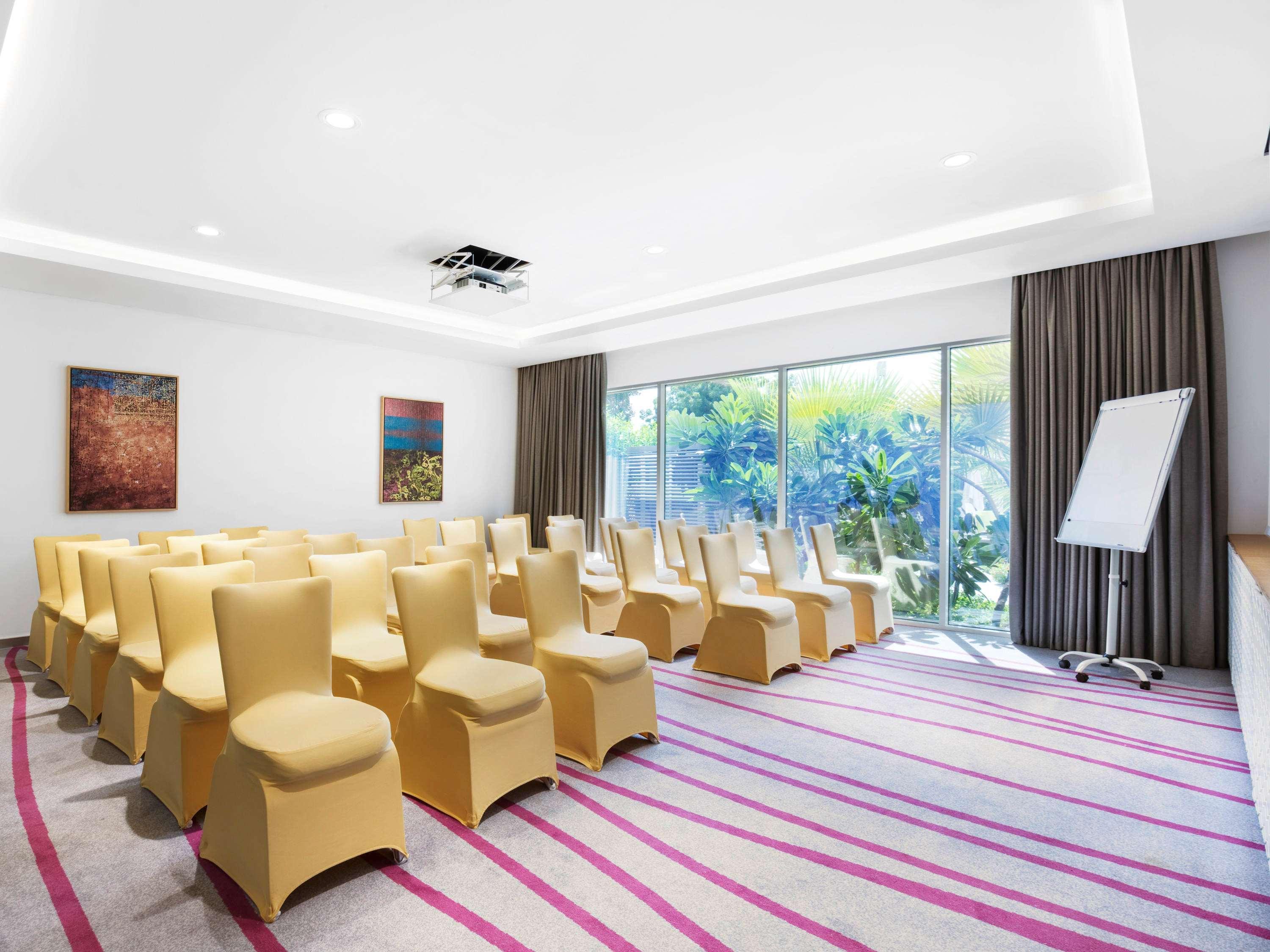 Mercure Sohar Exterior photo